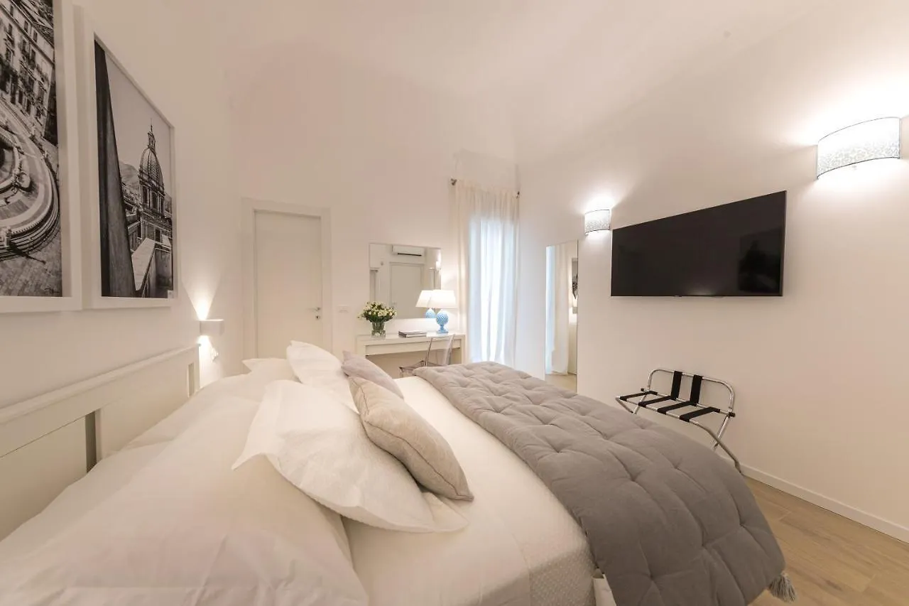 La Home42 Suite Palermo Italy