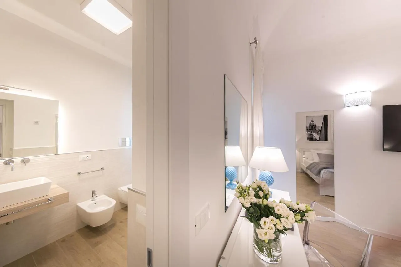 La Home42 Suite Palermo 0*,  Italy